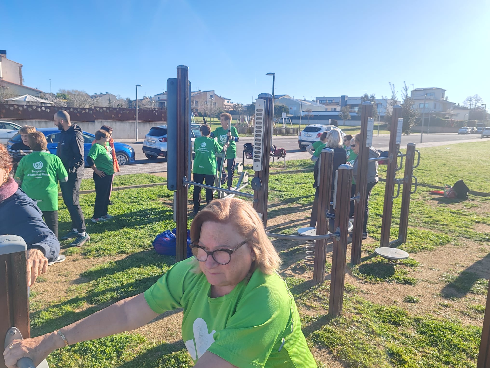 Sessió d'exercici físic al Parc Urbà de Salut