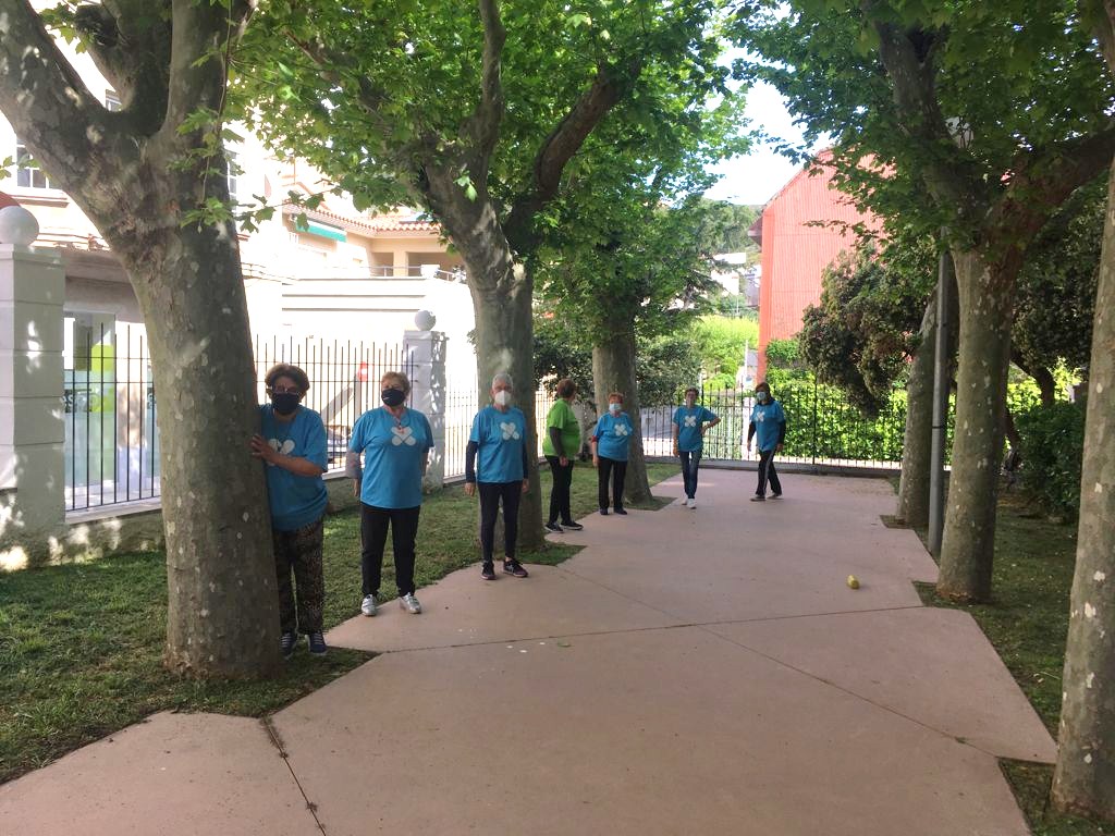 Sessió d'exercici físic a Portbou